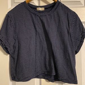 Altar’d State t-shirt small